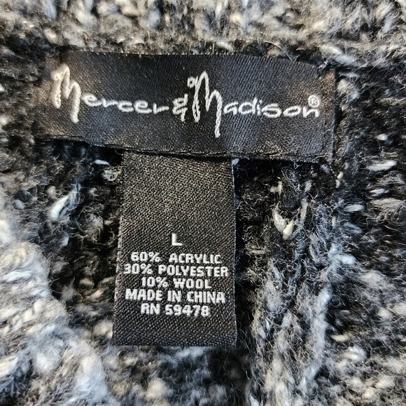 Mercer & Madison Off The‎ Shoulder Black Gray Wool Blend Sweater Large - Picture 8 of 12